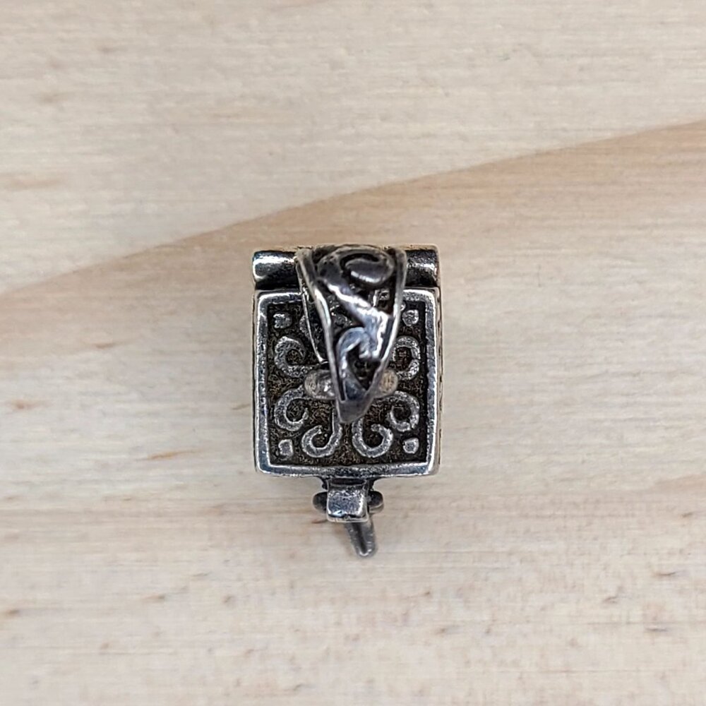 Vintage Sterling Silver 925 Hinged Prayer Box Pendant Charm 3.7g 1/2" Religious - Picture 10 of 12